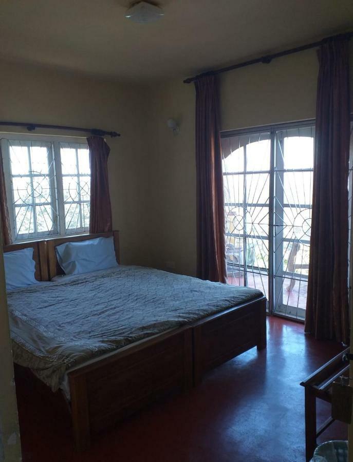 Bed and Breakfast Hill View Bungalow Нувара-Елія Екстер'єр фото