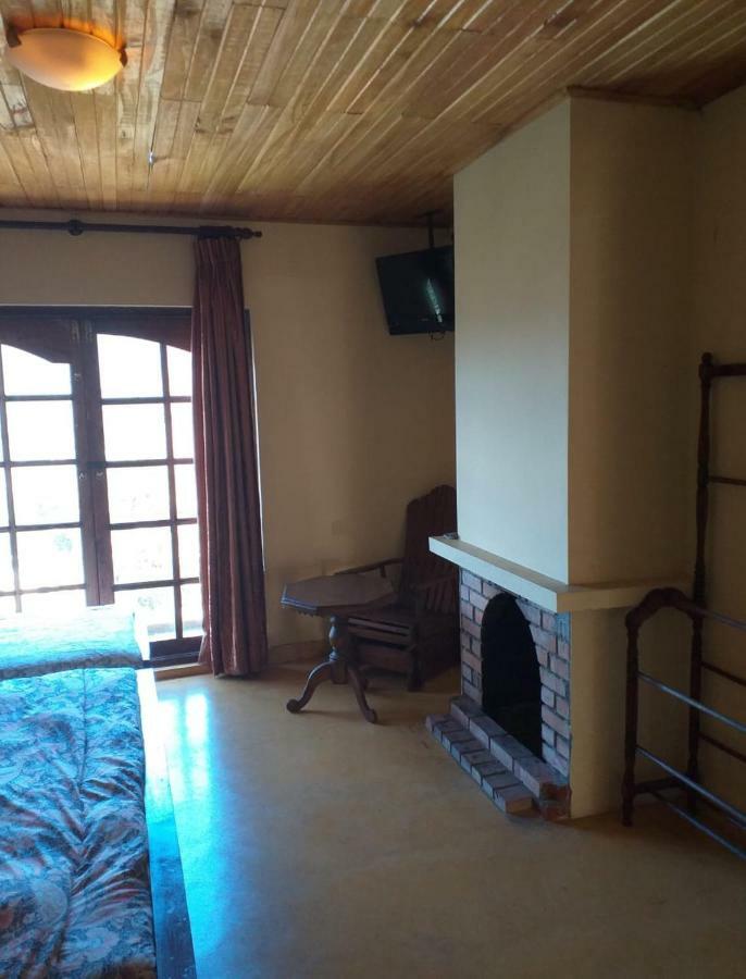 Bed and Breakfast Hill View Bungalow Нувара-Елія Екстер'єр фото