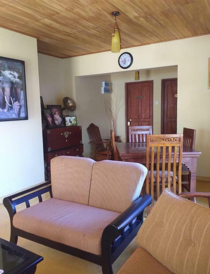Bed and Breakfast Hill View Bungalow Нувара-Елія Екстер'єр фото